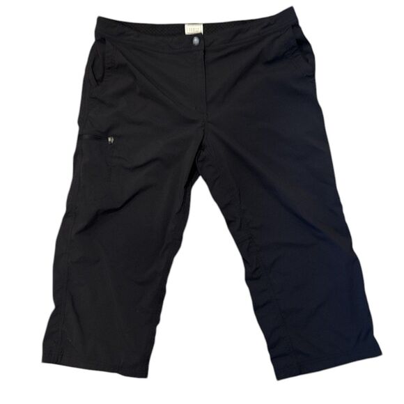 LL Bean Comfort Trails Crop Mid Rise Hiking Pant 268920 Womens 16 Reg Black - Picture 1 of 7